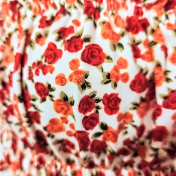 Urban Outfitters Floral Crop Top Small - Picture 7 of 9